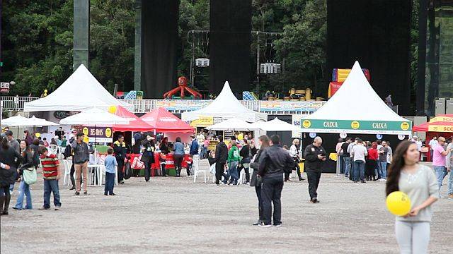 Boa comida e diversão na Vinada Cultural Boa comida e diversão na Vinada Cultural