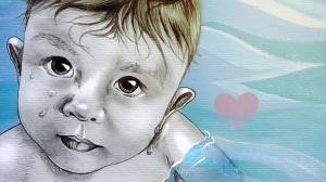 Artista curitibana cria retratos com caneta Bic