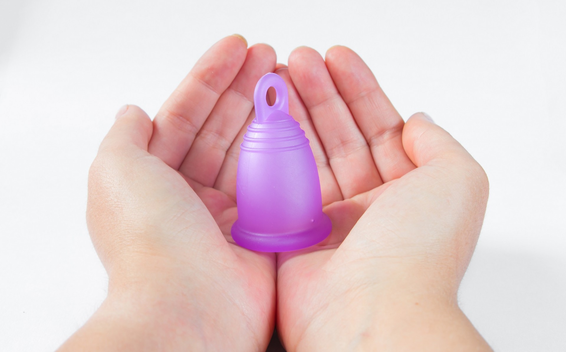 Coletor Menstrual: Mitos e verdades sobre o copinho de silicone