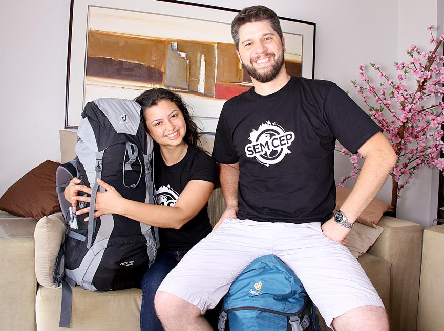 Casal de Curitiba inicia volta ao mundo Casal de Curitiba inicia volta ao mundo