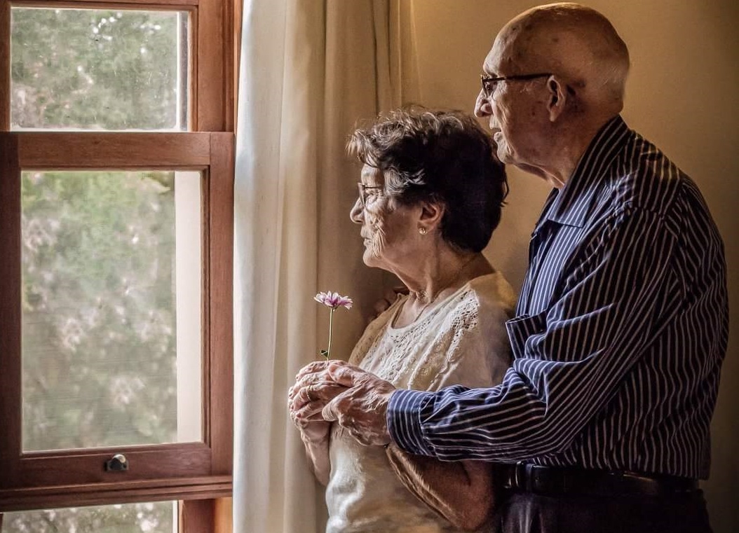 Silvio Francisco Ribeiro, 96 anos, e Maria de Lourdes Martins Ribeiro, que vai completar 90 anos no próximo dia 21 de janeiro, na comemoração dos seus 70 anos de casados. 

Foto: Guilherme LaaRS/Arquivo Pessoal. 