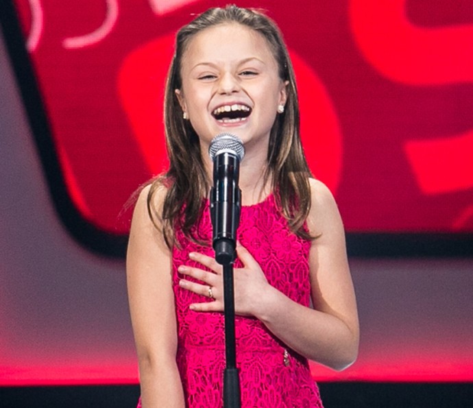 Rafa Gomes canta 'História de Uma Gata' nas Audições do The Voice Kids (Foto: Isabella Pinheiro/Gshow)
Rafa Gomes canta 'História de Uma Gata' nas Audições do The Voice Kids (Foto: Isabella Pinheiro/Gshow)