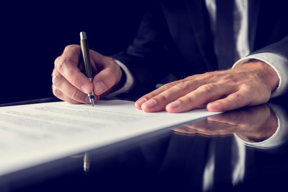 Existem três tipos de testamentos: dois formais, em cartório, e um de caráter pessoal. Foto: Bigstock. Existem três tipos de testamentos: dois formais, em cartório, e um de caráter pessoal. Foto: Bigstock.