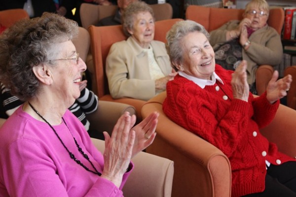 16 atividades para fazer com a pessoa com Alzheimer (Foto: VisualHunt)