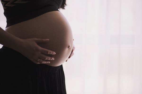 Mãe de primeira viagem: entenda o puerpério Toda mulher passa pelo período de puerpério, mas as implicações variam para cada mulher. Foto: Free Stock Photos.