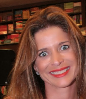 O olhar de "surpresa" pode ser de procedimentos estéticos. Confira! (Foto: reprodução)