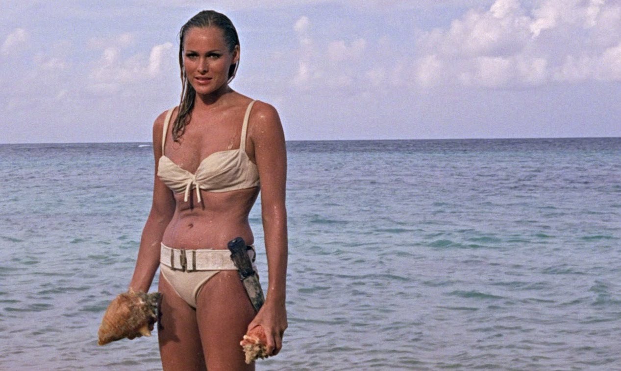 Ursula Andress em “James Bond”. 
