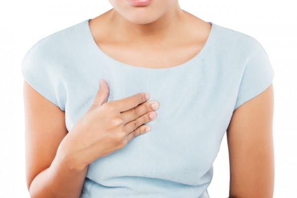 Parece refluxo, mas pode ser alergia ao que você come (Foto: Bigstock)