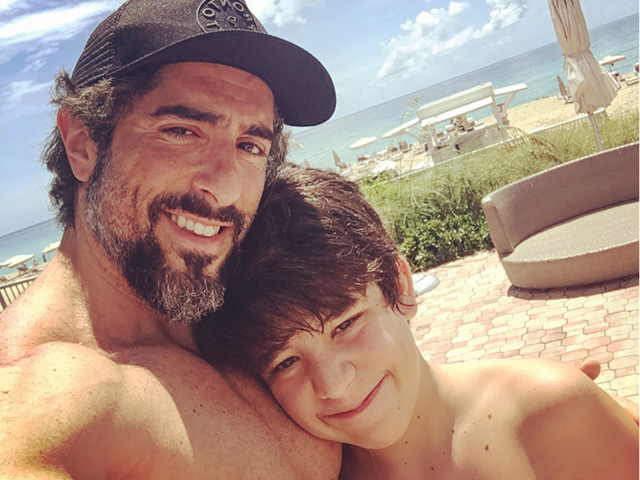 Marcos Mion e o filho Romeo:  livro foi inspirada em  história real. Foto: arquivo pessoal