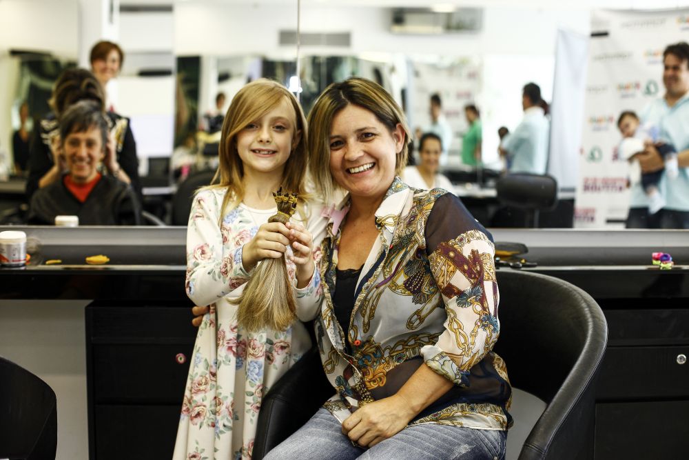 Rafaela e Juceline, dois lados da doação. Foto: André Rodrigues/Gazeta do Povo Rafaela e Juceline, dois lados da doação. Foto: André Rodrigues/Gazeta do Povo