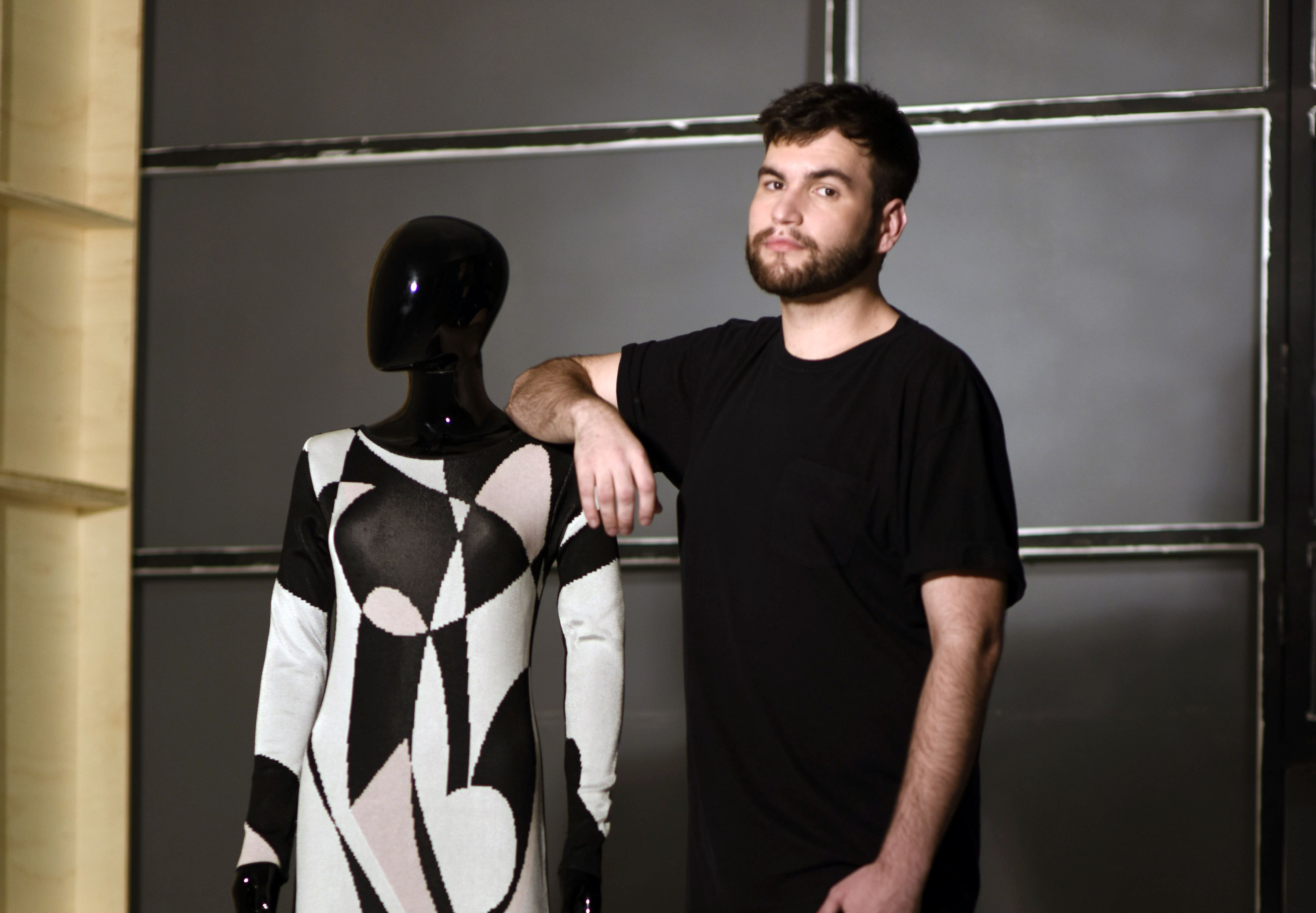 Diego Malicheski: "Acontecimentos políticos e econômicos interferem na moda". Foto: Debora Spanhol Ivankio / Divulgação