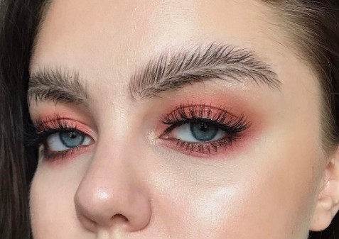 (Foto: reprodução Instagram da maquiadora Stella Sironen)