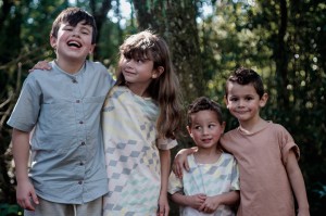 Marcas apostam na moda infantil sem gênero (Foto: Own Lab)