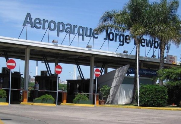 Aeroporto central de Buenos Aires não receberá mais voos de países vizinhos Aeroporto Jorge Newbery passará a ter apenas voos nacionais na Argentina, a partir de 2019 (Foto: reprodução)