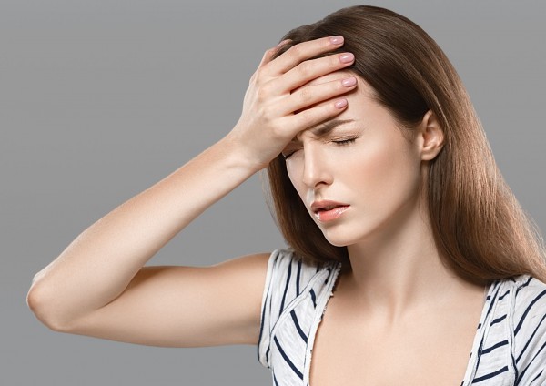 Tratamento alternativo usa piercing em ponto de acupuntura para tratar enxaqueca Para acabar com a dor de cabeça, o primeiro passo é fazer um diário dela. Foto: Bigstock.