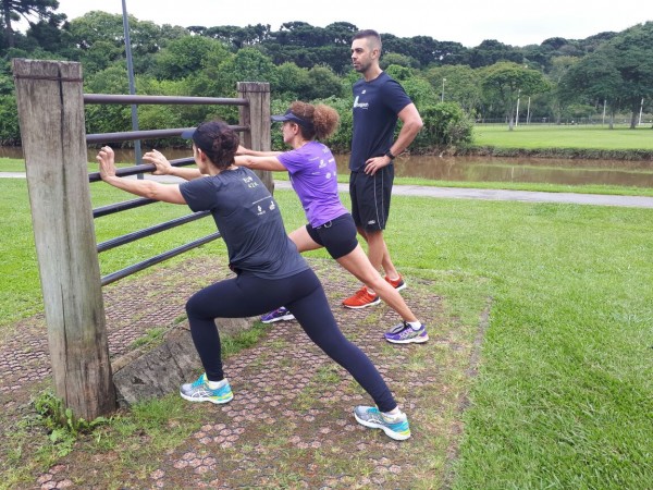 Praticar exercícios físicos no fim de semana exige técnica e cuidado nem sempre lembrados pelos praticantes (Foto: Amanda Milléo / Gazeta do Povo)