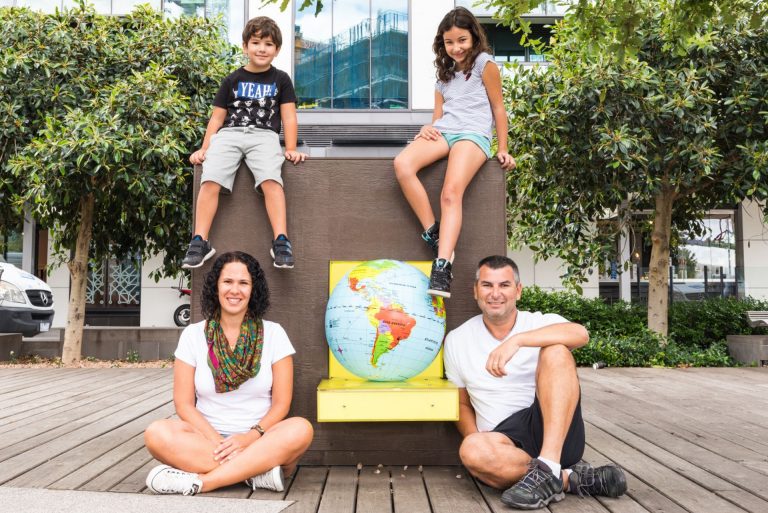 A família passou por 32 países de quatro continentes. Foram 400 dias de viagem terminando na Nova Zelândia. Foto: acervo pessoal.