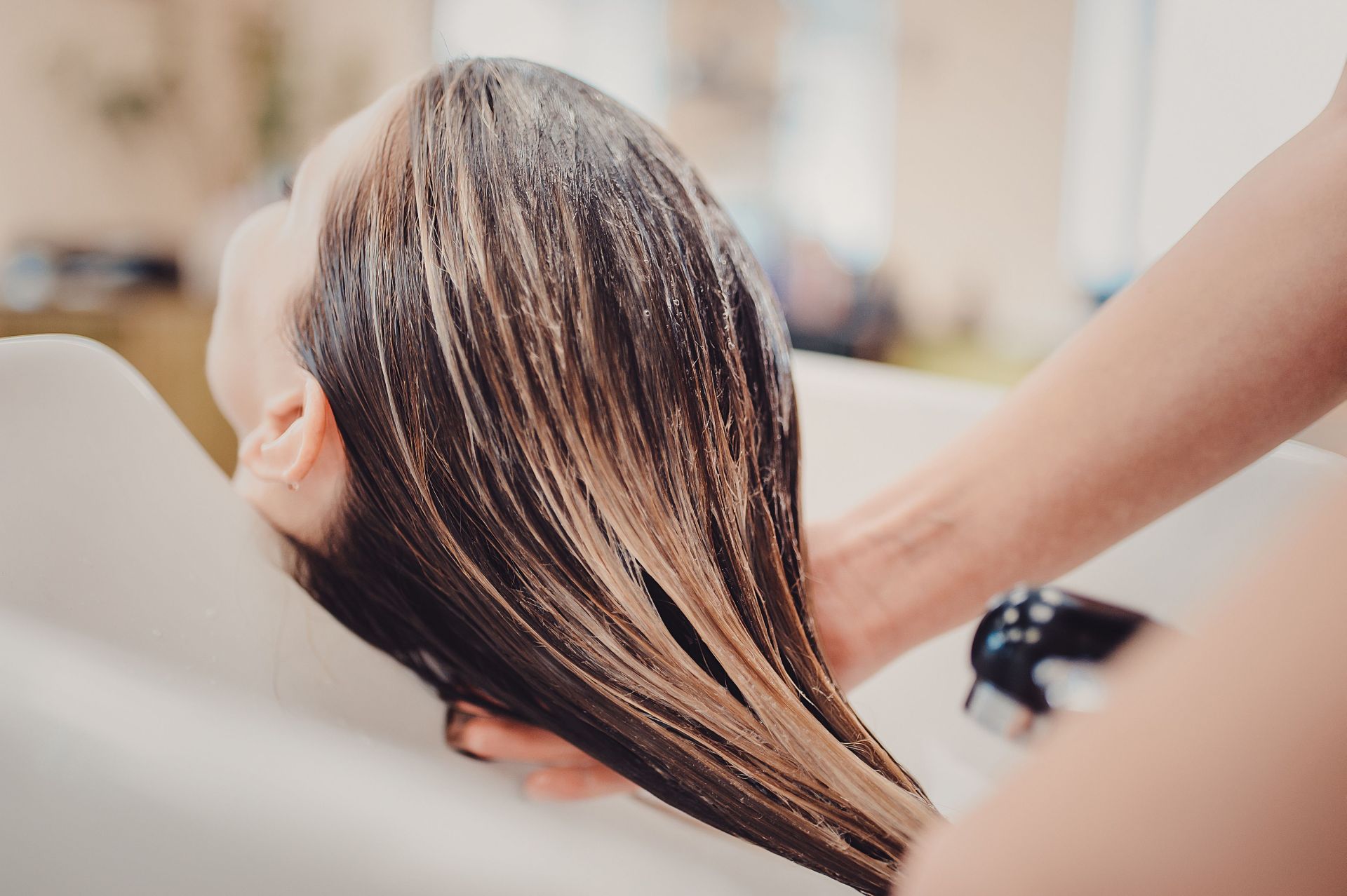 A Anvisa estuda maneiras de estimular a redução do uso irregular do formol em salões de beleza. Foto: Bigstock A Anvisa estuda maneiras de estimular a redução do uso irregular do formol em salões de beleza. Foto: Bigstock