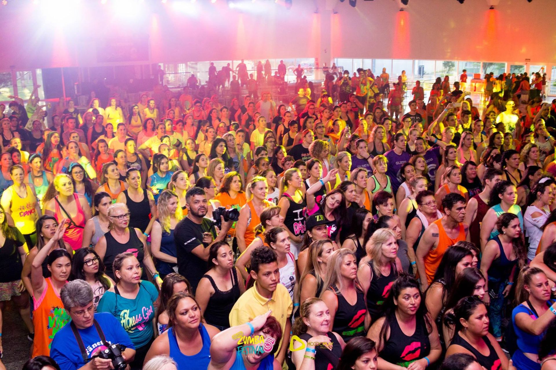 A Zumba é uma modalidade de fitness com ritmos latinos. Foto: divulgação.