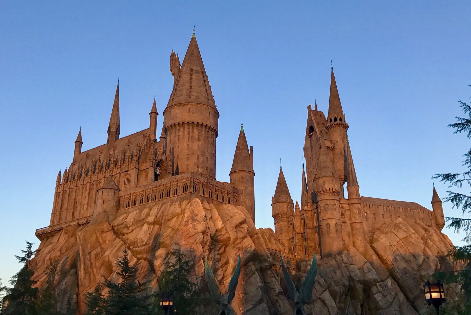 "The Wizarding World of Harry Potter", uma das principais atrações do Universal Orlando Resort. Foto: Unsplash. "The Wizarding World of Harry Potter", uma das principais atrações do Universal Orlando Resort. Foto: Unsplash.