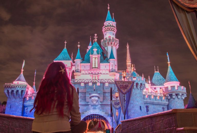 Antes de realizar o sonho de ir para Disney, há vários passos que devem ser seguidos. Foto: VisualHunt.