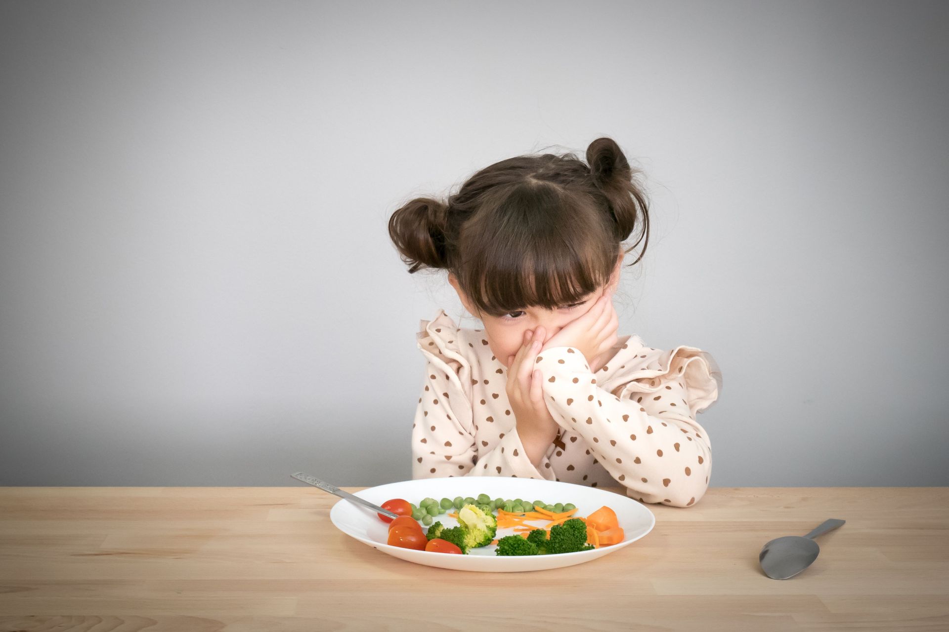 Profissionais da área auxiliam na aceitação dos alimentos. Foto: Bigstock. Profissionais da área auxiliam na aceitação dos alimentos. Foto: Bigstock.