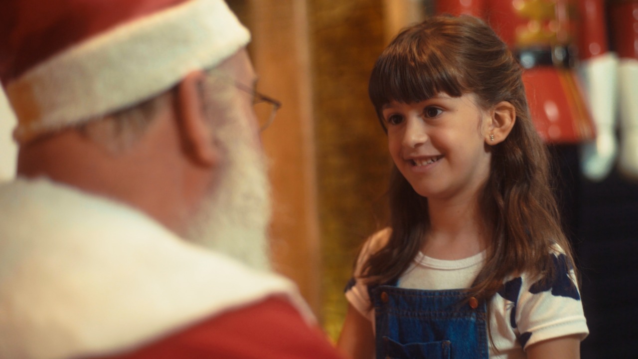 A instituição oferece um curso de Libras gratuito como presente de Natal a todos os brasileiros. Foto: Unicesumar