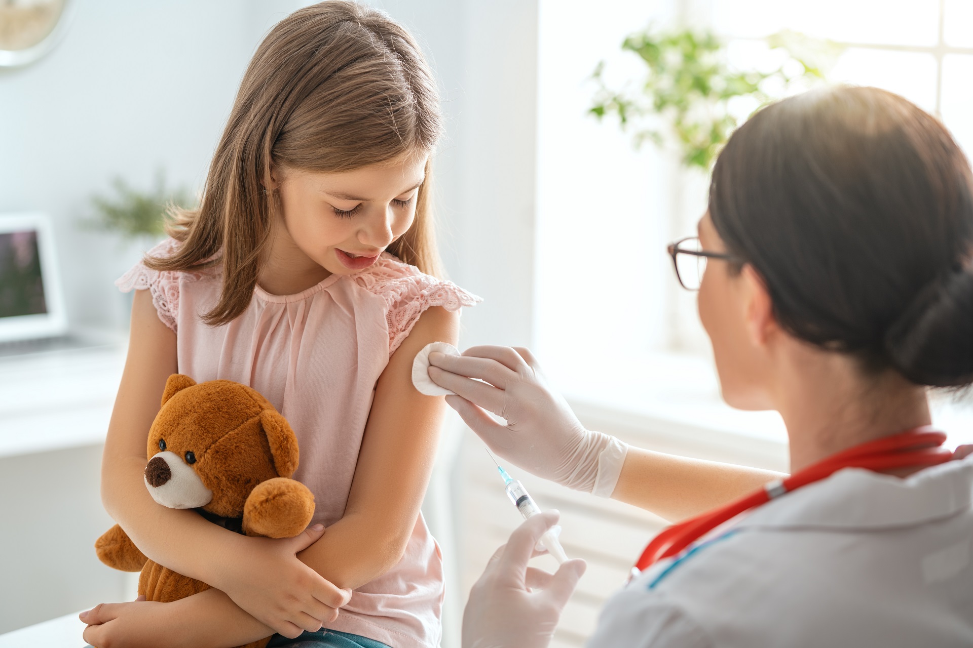 Crianças de cinco anos também estão no alvo de campanha pela vacina da gripe. Foto: Bigstock.