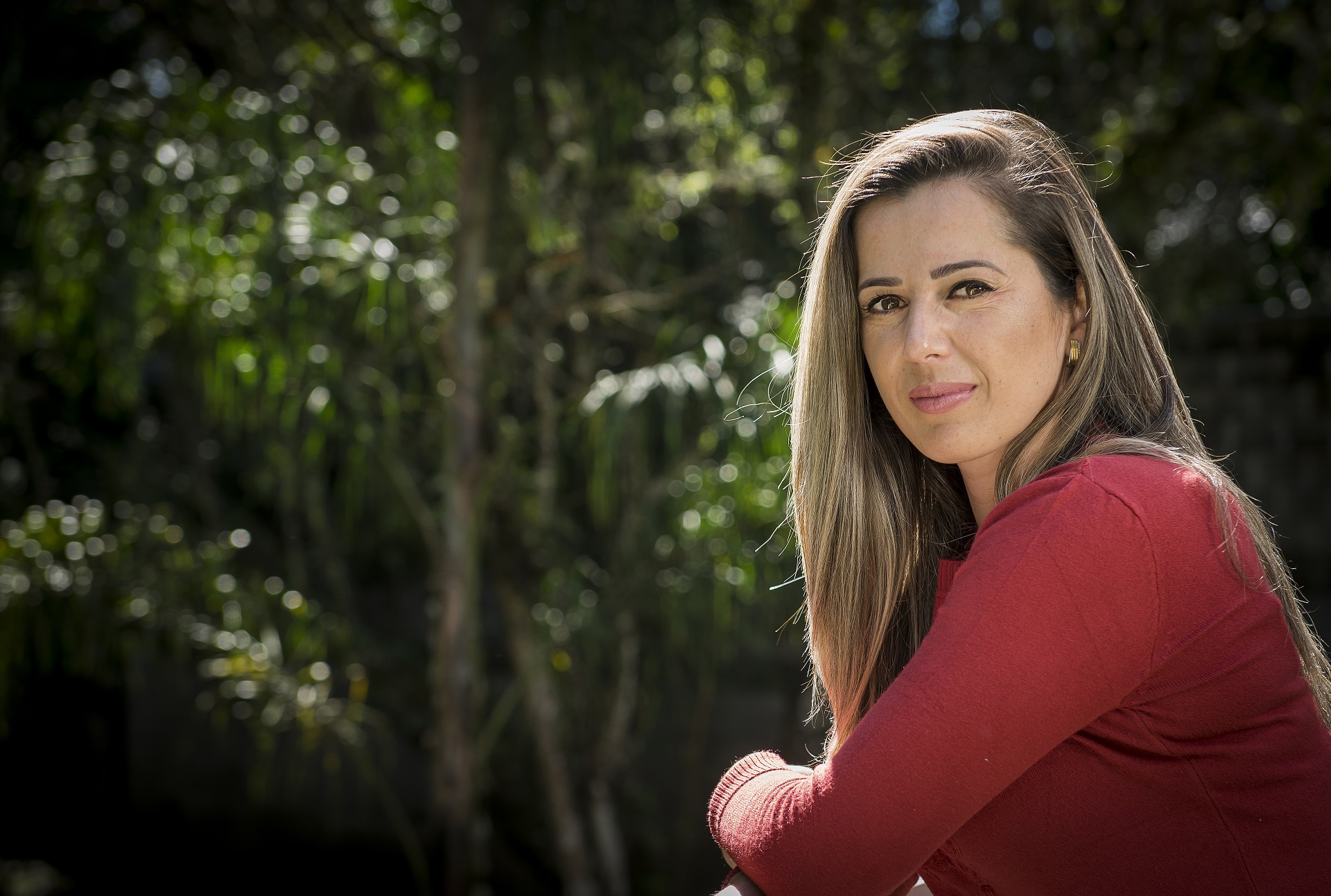 Quando descobriu a lesão no pâncreas, Priscila Domingues pensou que não teria saída. Foto: Letícia Akemi/Gazeta do Povo. Quando descobriu a lesão no pâncreas, Priscila Domingues pensou que não teria saída. Foto: Letícia Akemi/Gazeta do Povo.