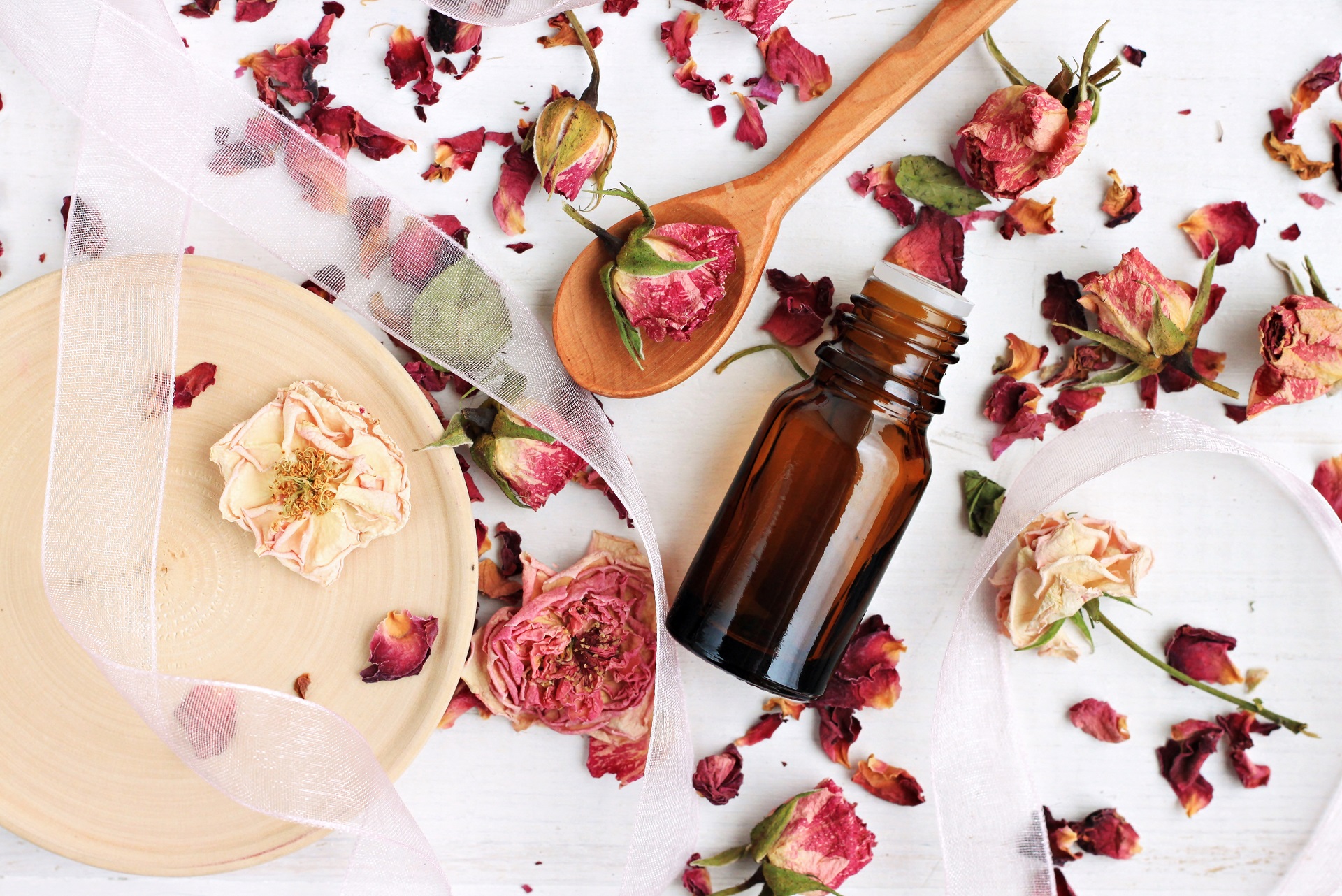 Na relação, estão técnicas que se tornaram populares no Brasil, como Feng shui, numerologia, tantra e terapia floral. Duas das técnicas, geoterapia e medicina antroposófica, fazem parte da relação de tratamentos complementares e integrativos ofertados pelo SUS. Foto: Bigstock.