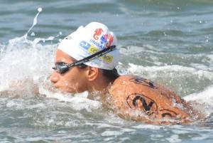 Maratona aquática vive de brilhos solitários