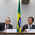 Senadores eliminam possibilidade de aborto até a 12ª semana Senadores eliminam possibilidade de aborto até a 12ª semana