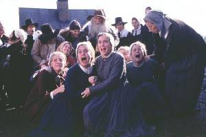 As Bruxas de Salém: drama de tribunal sobre episódio histórico retrata episódio de caça às bruxas. 