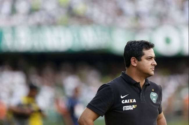 Marquinhos Santos está de volta ao comando do Coritiba após 11 meses