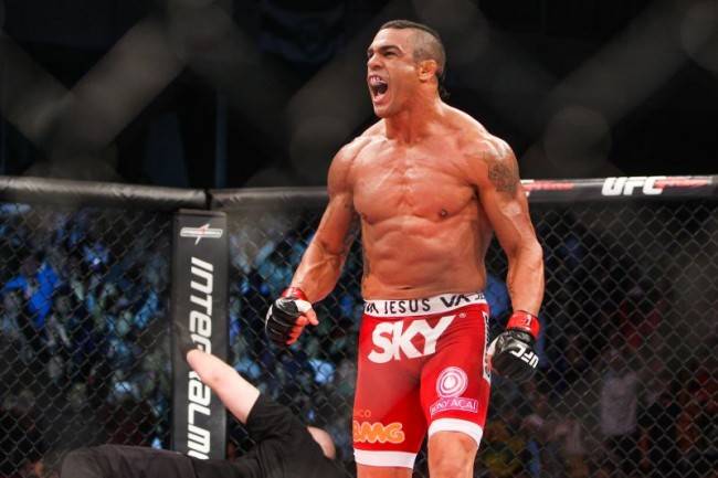 Belfort busca título contra Chris Weidman neste sábado (Foto: Daniel Castellano/Gazeta do Povo)
