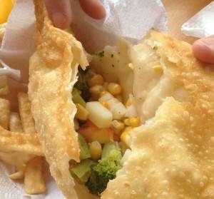 Pastel Mossunguê, do Pastel do Bairro, em Santa Felicidade. Foto: Divulgação