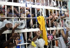 Na contramão do mundo, Brasil prende cada vez mais gente. E sem evitar crimes