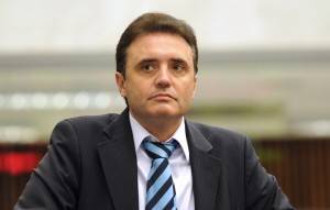 DEM tenta conquistar mais espaço no primeiro escalão de Greca na prefeitura