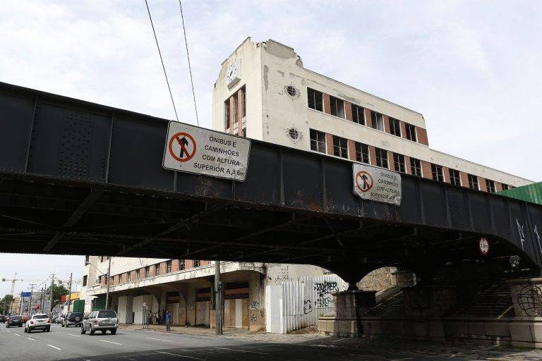 Volta Curitiba… para onde? Foto: Henry Milleo/Arquivo Gazeta do Povo