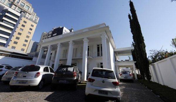 Lounge Batel, onde está o Batel Poker Clube. Foto: Albari Rosa/Gazeta do Povo