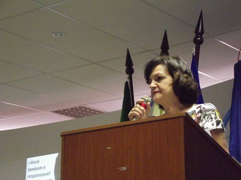 Palestra: Berenice Piana, autora da Lei do Autismo Palestra: Berenice Piana, autora da Lei do Autismo