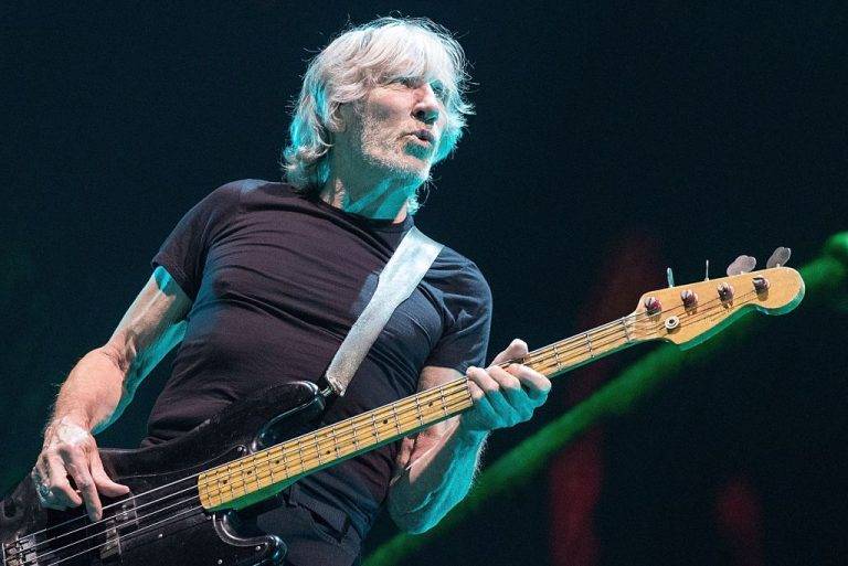 Viva! Roger Waters fará show em Curitiba Roger Waters toca em San Antonio, Texas. (Foto: Rick Kern/WireImage)