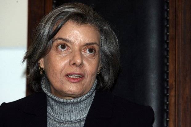 Conselho reclama que um preso da Lava Jato tirou o direito de 500 outras pessoas Conselho reclama que um preso da Lava Jato tirou o direito de 500 outras pessoas