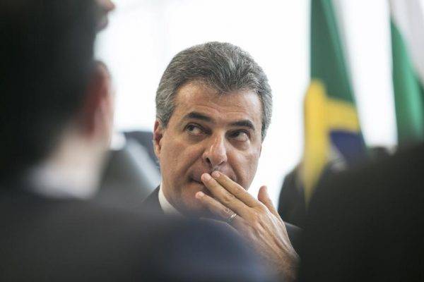 Superávit do governo Beto Richa é quase todo do “assalto” à previdência
