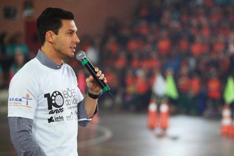 Filho de Richa não é mais secretário de Esportes de Curitiba Filho de Richa deve ser candidato a deputado estadual (Foto: Guilherme Dalla Barba/SMELJ)