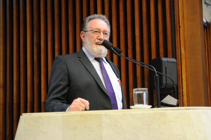 Apenas dois deputados foram a todas as sessões da Assembleia Tercílio Turini. Foto: Pedro de Oliveira/Alep.