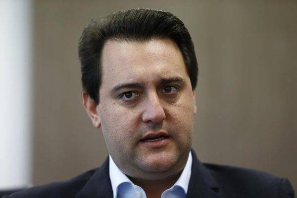 Sem Osmar, Ratinho Jr. tende a ganhar eleição no primeiro turno