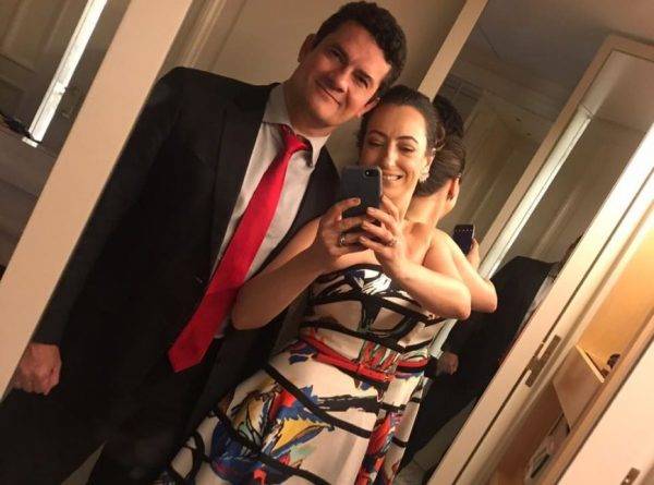 Mulher de Sergio Moro comemora eleição de Bolsonaro