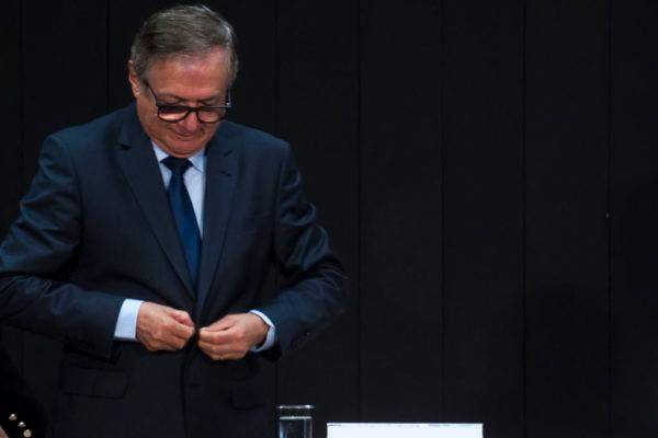 O novo ministro da Educação, Ricardo Vélez Rodriguez, durante solenidade de transmissão de cargo.