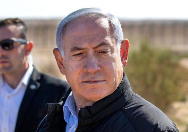 O primeiro-ministro de Israel, Benjamin Netanyahu, visita a fronteira com o Egito, 7 de março de 2019. Foto: Jim Hollander / Pool / AFP